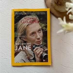 National Geographic magazine October 2017 - Jane Goodall